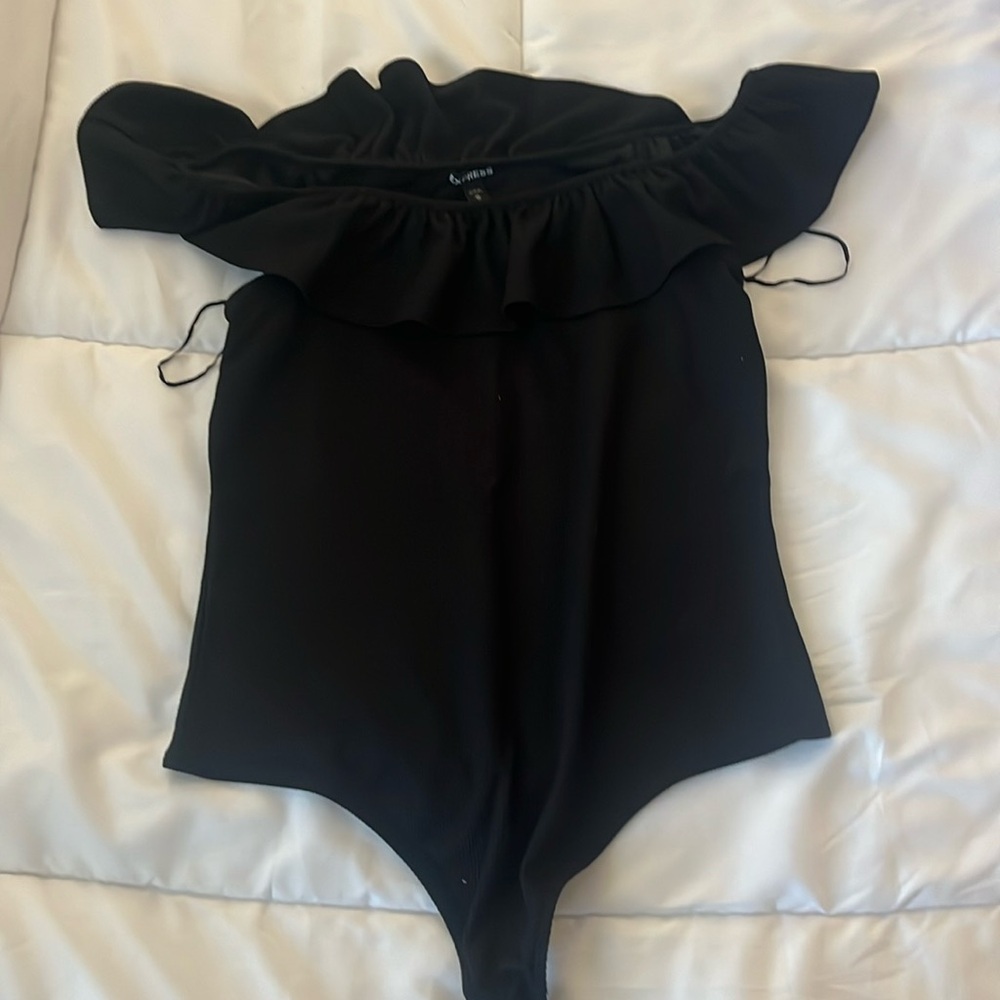 Express ribbed, bodysuit size small black off the shoulder flowy